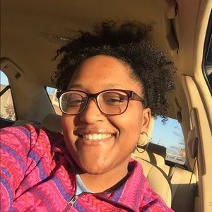 Meet your Posher, Serena